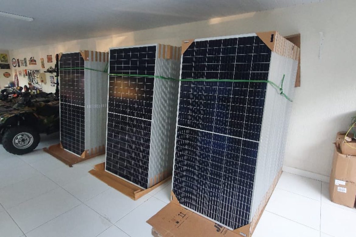 energia solar condominio arujá